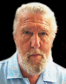 De-Syv-Stråler-Hardy-Bennis-forfatter